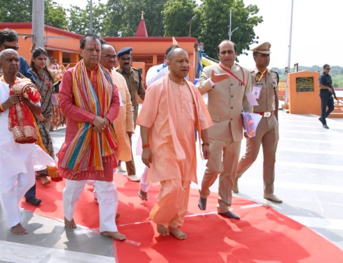 संभल में डेमोग्राफी बदलने के लिए सपा-कांग्रेस ने रची साजिश - सीएम योगी