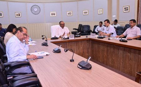 बृजेश पाठक ने “स्वस्थ नारी-सशक्त परिवार” अभियान की तैयारियों को दिया गति