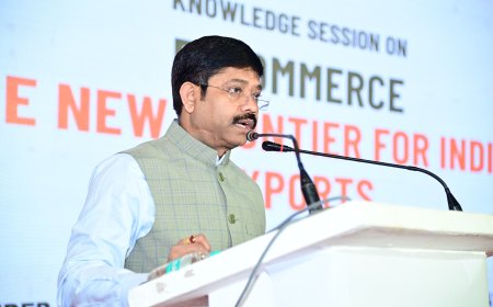 अर्थव्यवस्था को गति देने में मौलिक उद्योगों और उत्पादों की भूमिका महत्वपूर्ण : मंत्री नन्द गोपाल गुप्ता