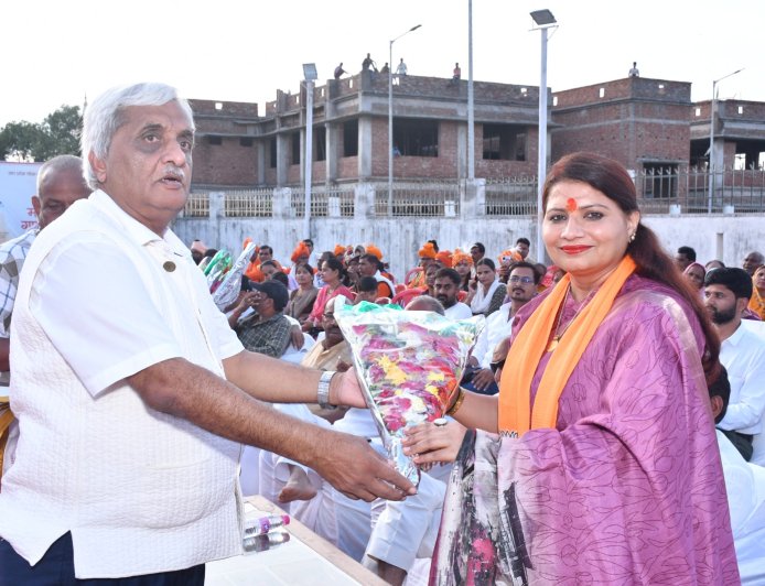 जनपद जालौन (उरई) दो दिवसीय महिला आल्हा गायन महोत्सव का आयोजन