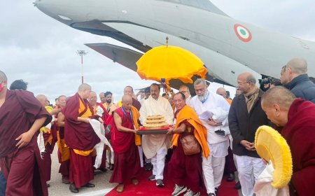 भगवान बुद्ध के अवशेषों को लेकर भारत से रूस के एलिस्ता पहुँचा प्रतिनिधिमण्डल