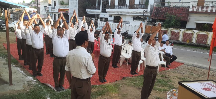 गणवेशधारी स्वयंसेवकों ने राष्ट्रभक्ति, सेवा और समर्पण का किया प्रदर्शन