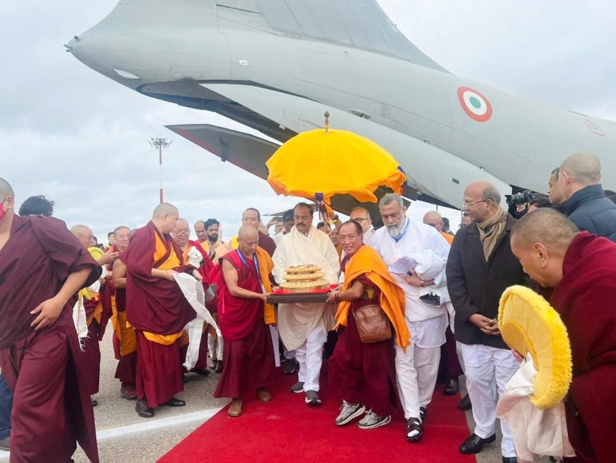 भगवान बुद्ध के अवशेषों को लेकर भारत से रूस के एलिस्ता पहुँचा प्रतिनिधिमण्डल